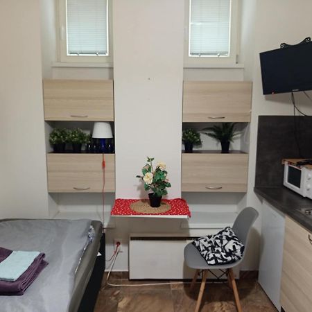 Studio12 Bratislava Buitenkant foto